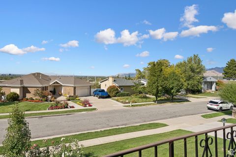 Tiny photo for 2366 E CINNABAR LN, Cottonwood Heights, UT 84121 (MLS # 2117432)