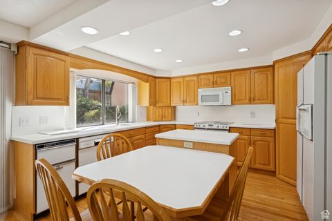 Tiny photo for 2366 E CINNABAR LN, Cottonwood Heights, UT 84121 (MLS # 2117432)