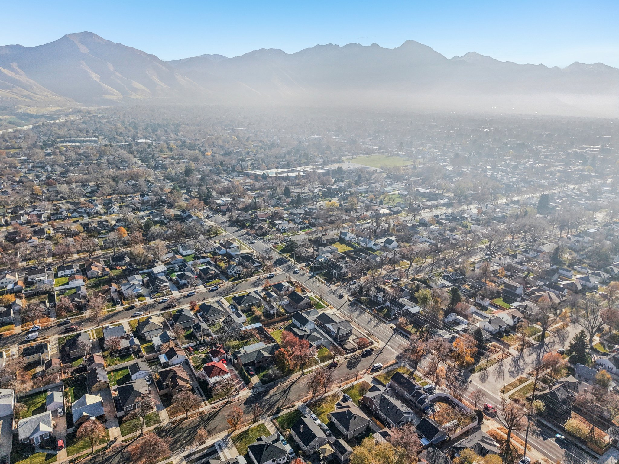 HIGHLAND PARK - Residential Income