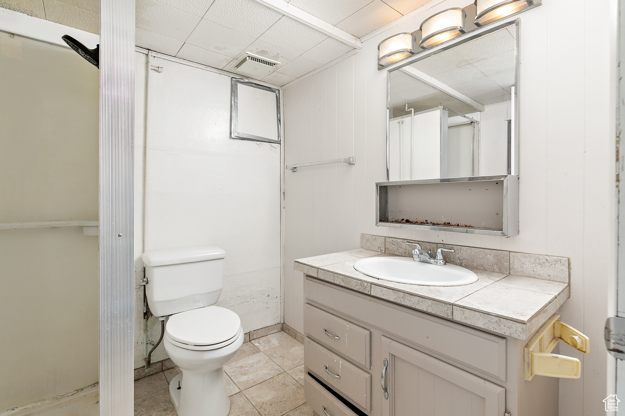 LORAINE - Residential