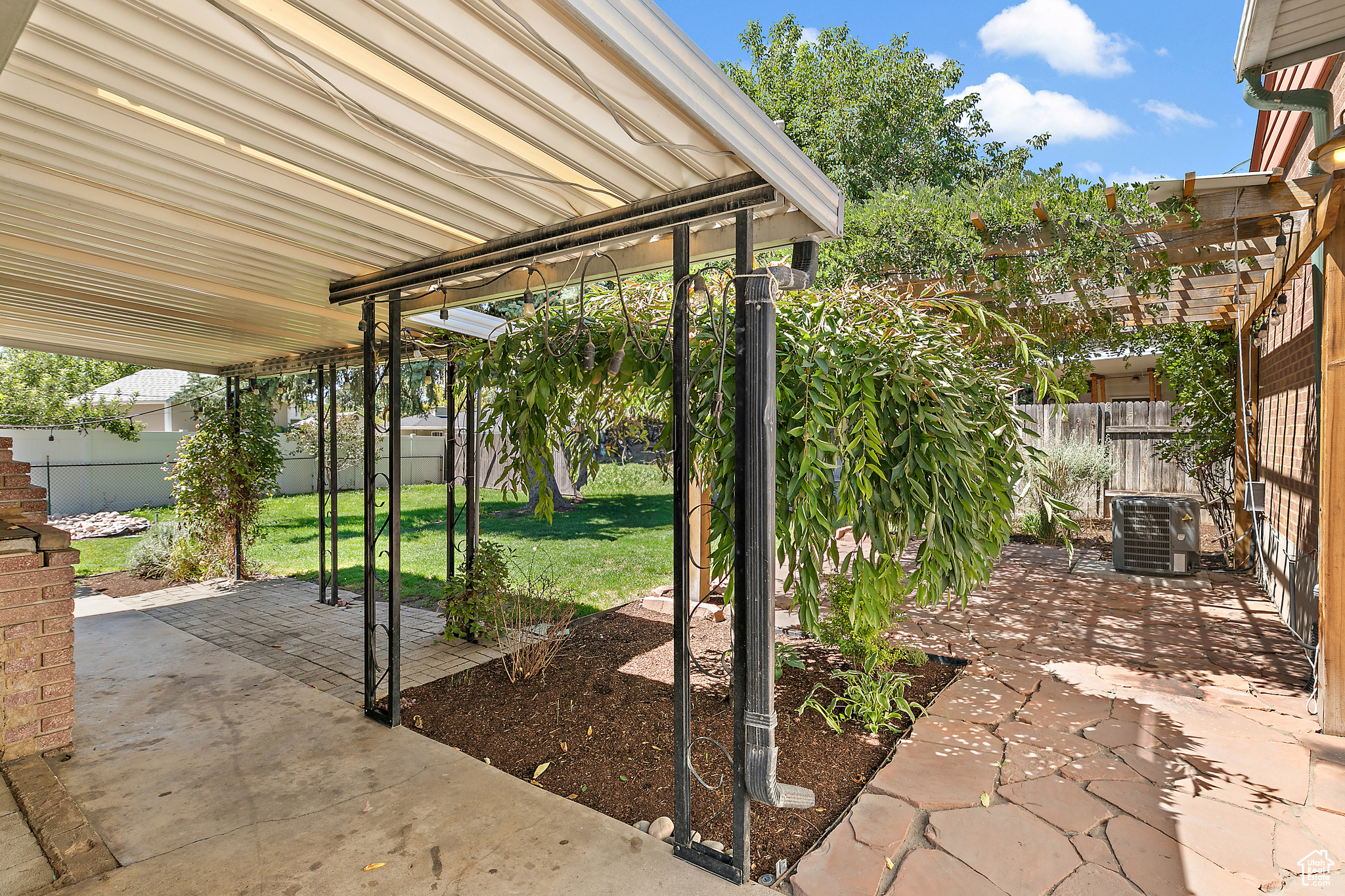 LORAINE - Residential