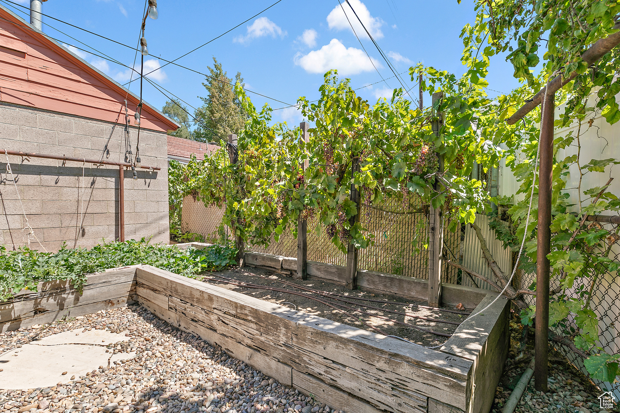 LORAINE - Residential