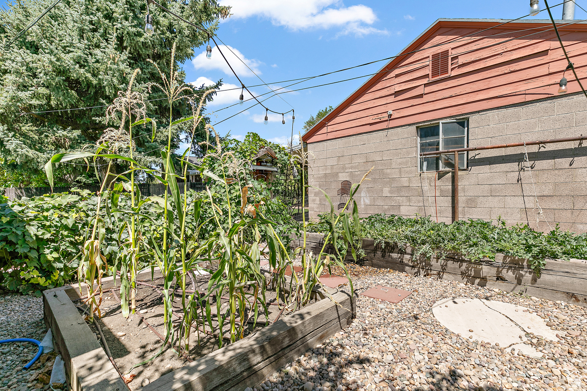 LORAINE - Residential