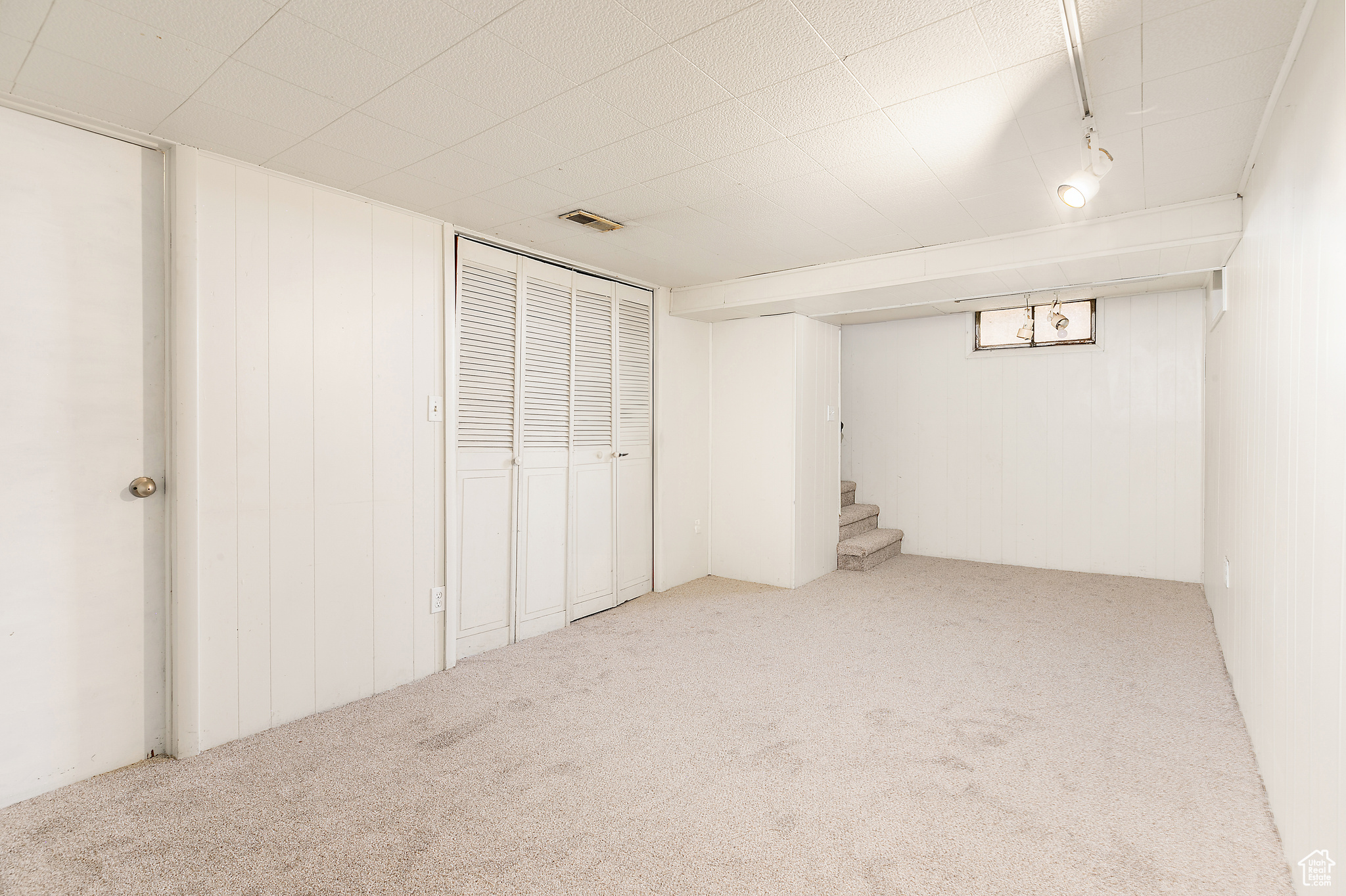 LORAINE - Residential