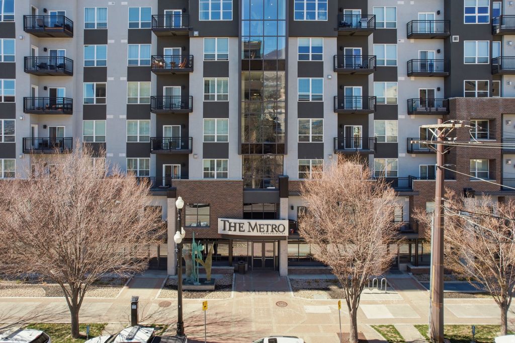 Photo of 350 S 200 E #712, Salt Lake City, UT 84111 (MLS # 2144768)