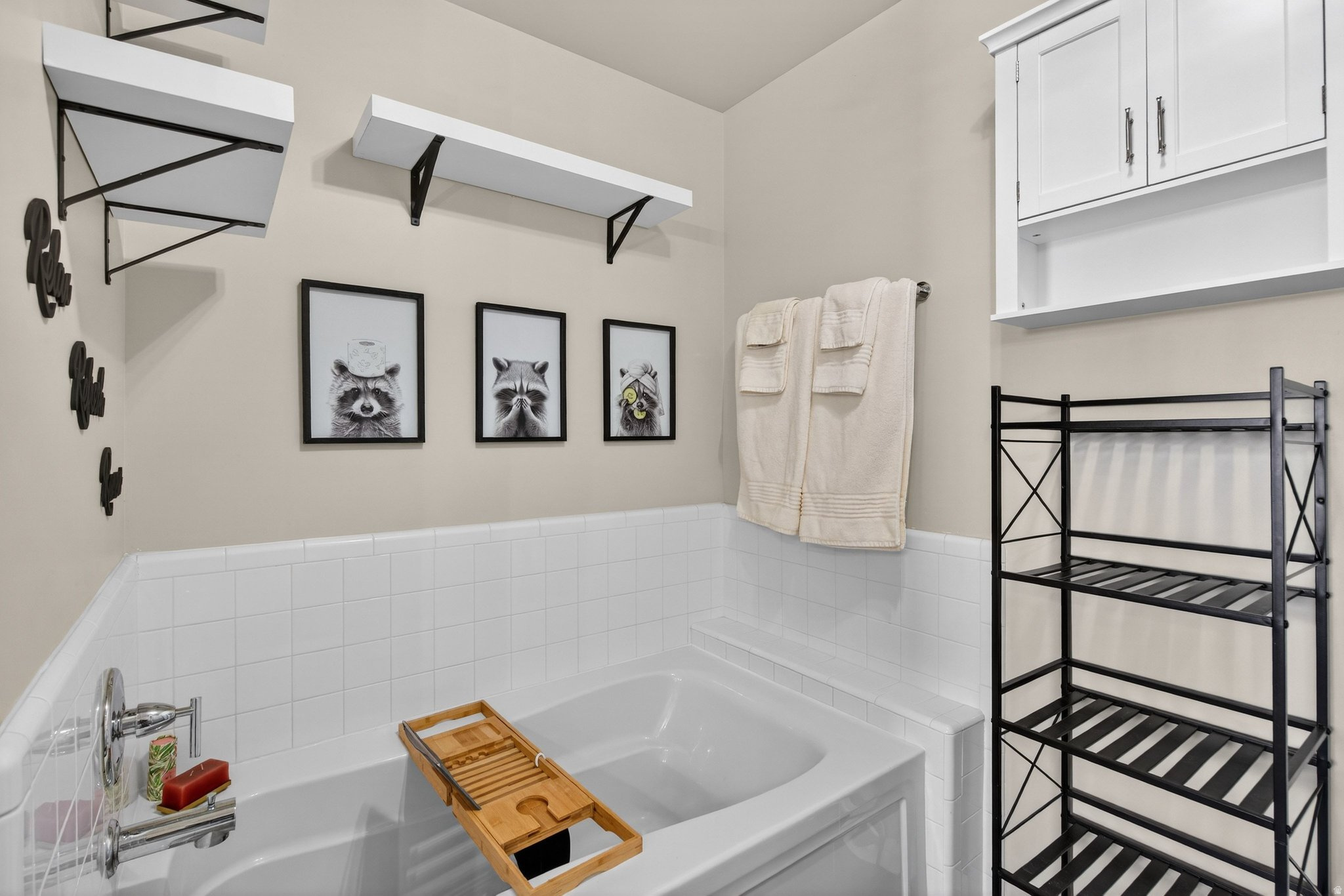 METRO CONDO - Residential