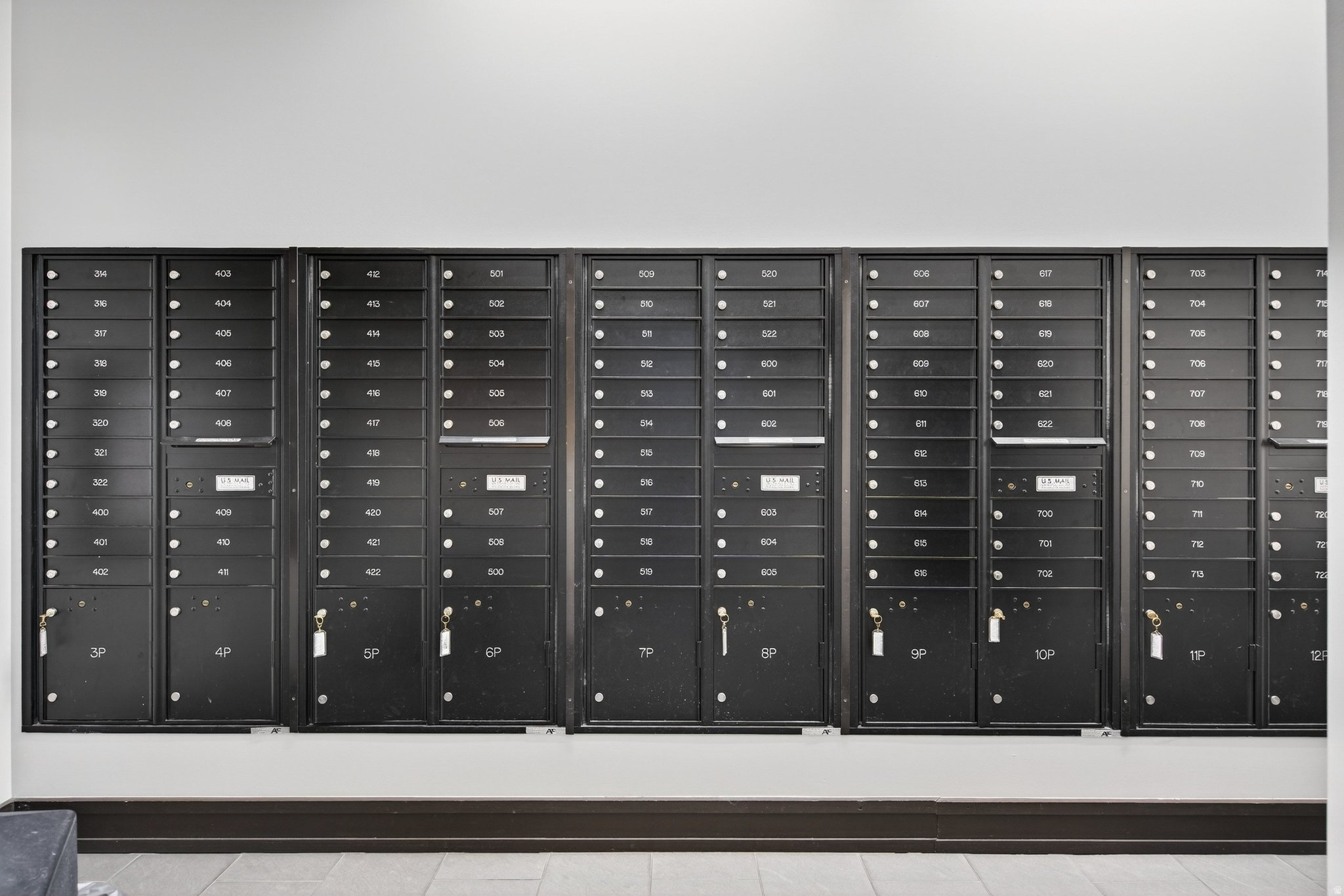 METRO CONDO - Residential