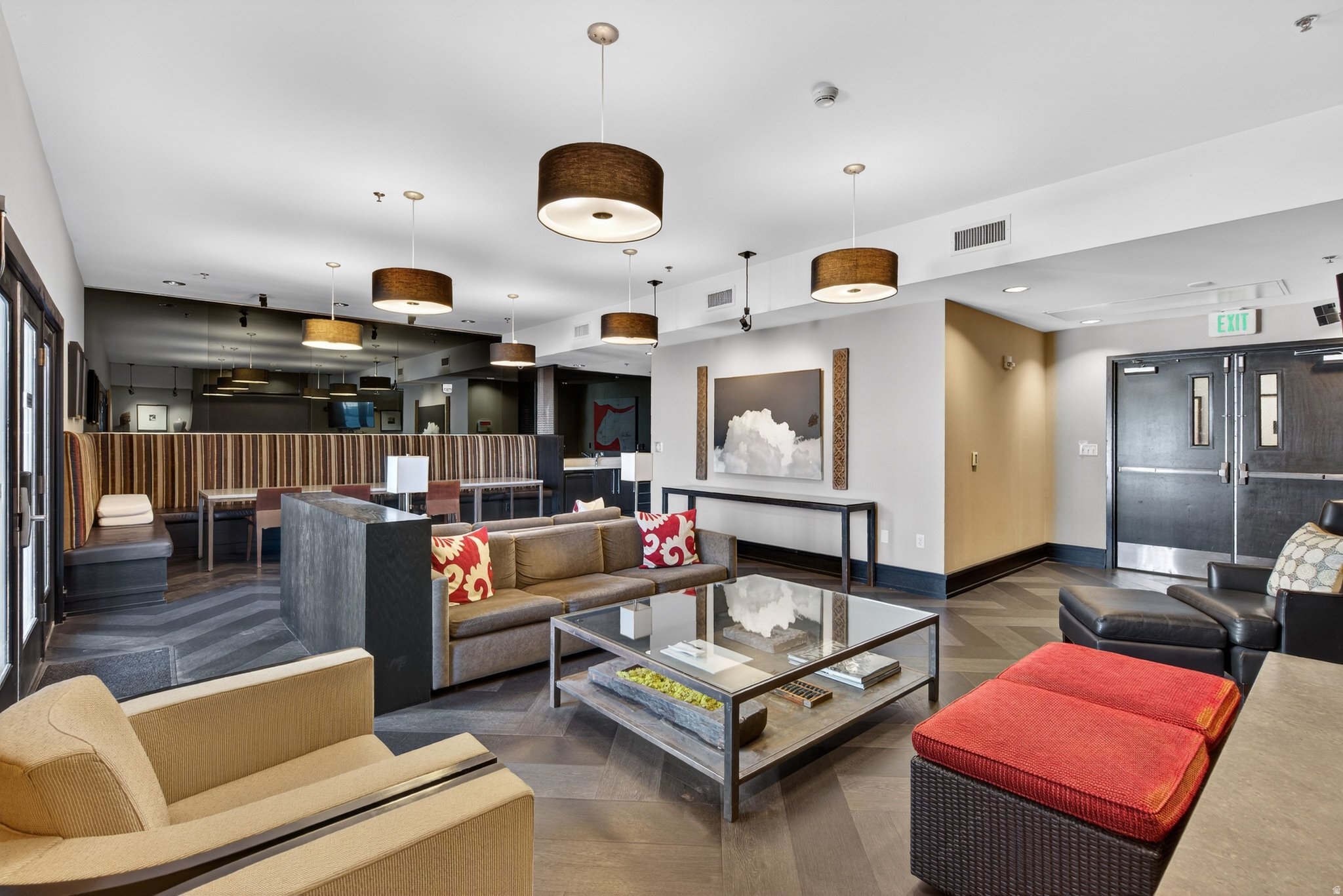 METRO CONDO - Residential