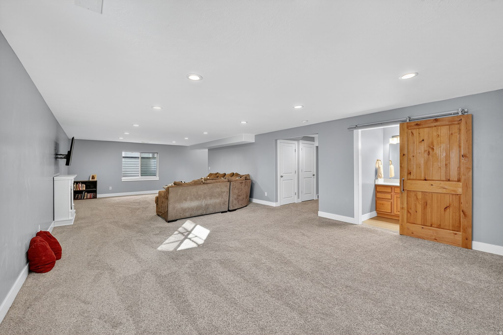 VALENTINE ESTATES - Residential