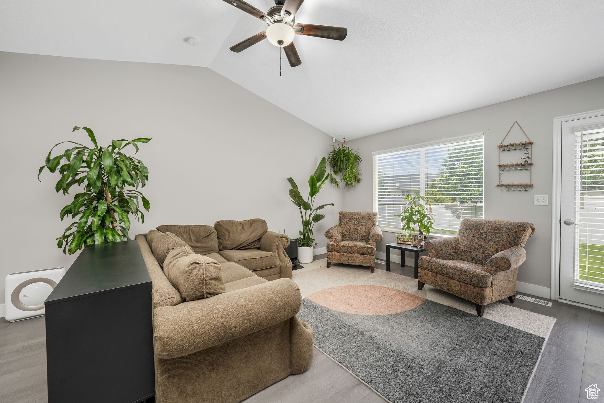 EAGLE POINT - Residential