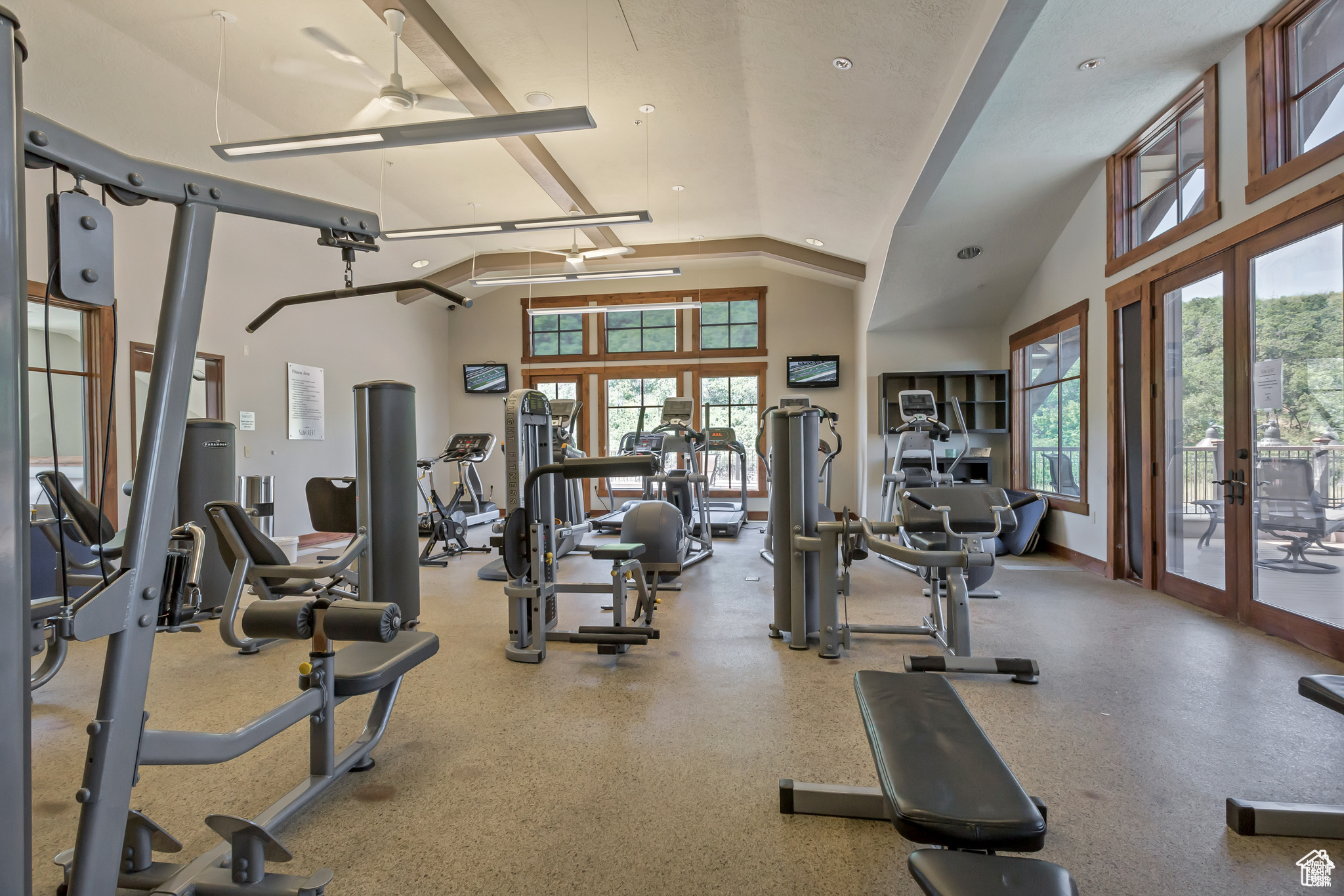THE POINT IN SUNCREST - Residential