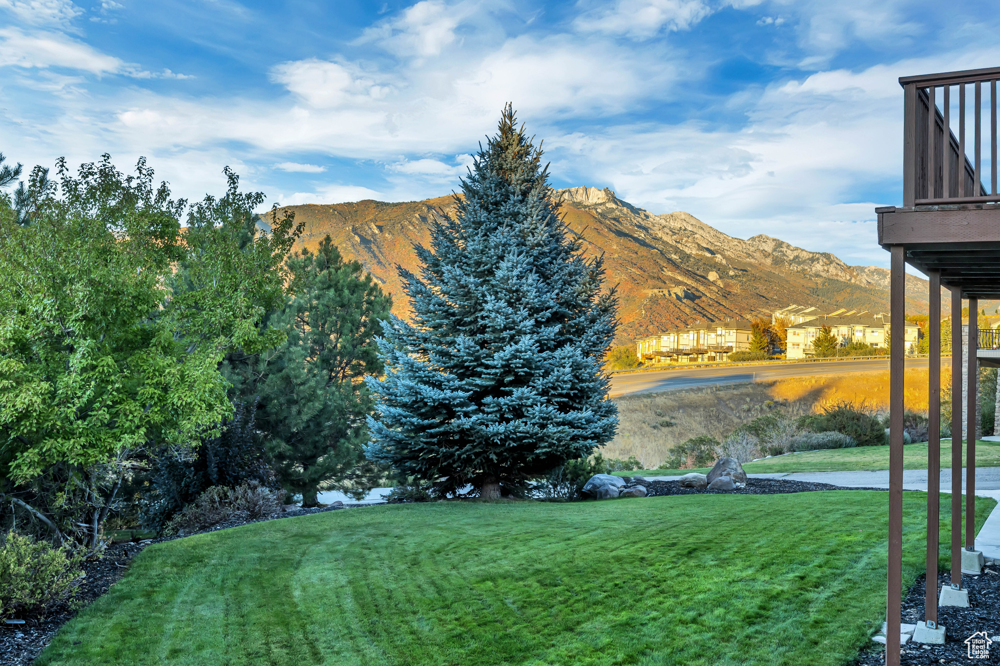 THE POINT IN SUNCREST - Residential