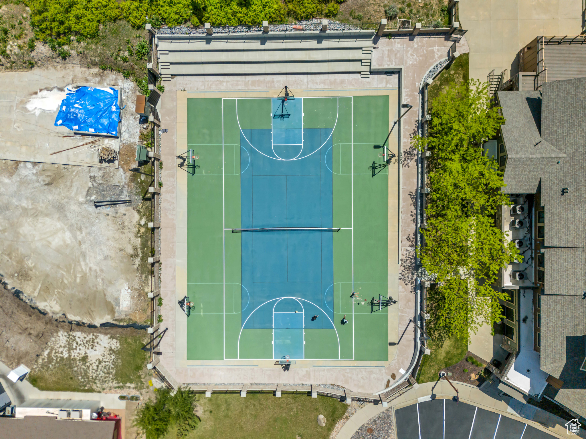 THE POINT IN SUNCREST - Residential