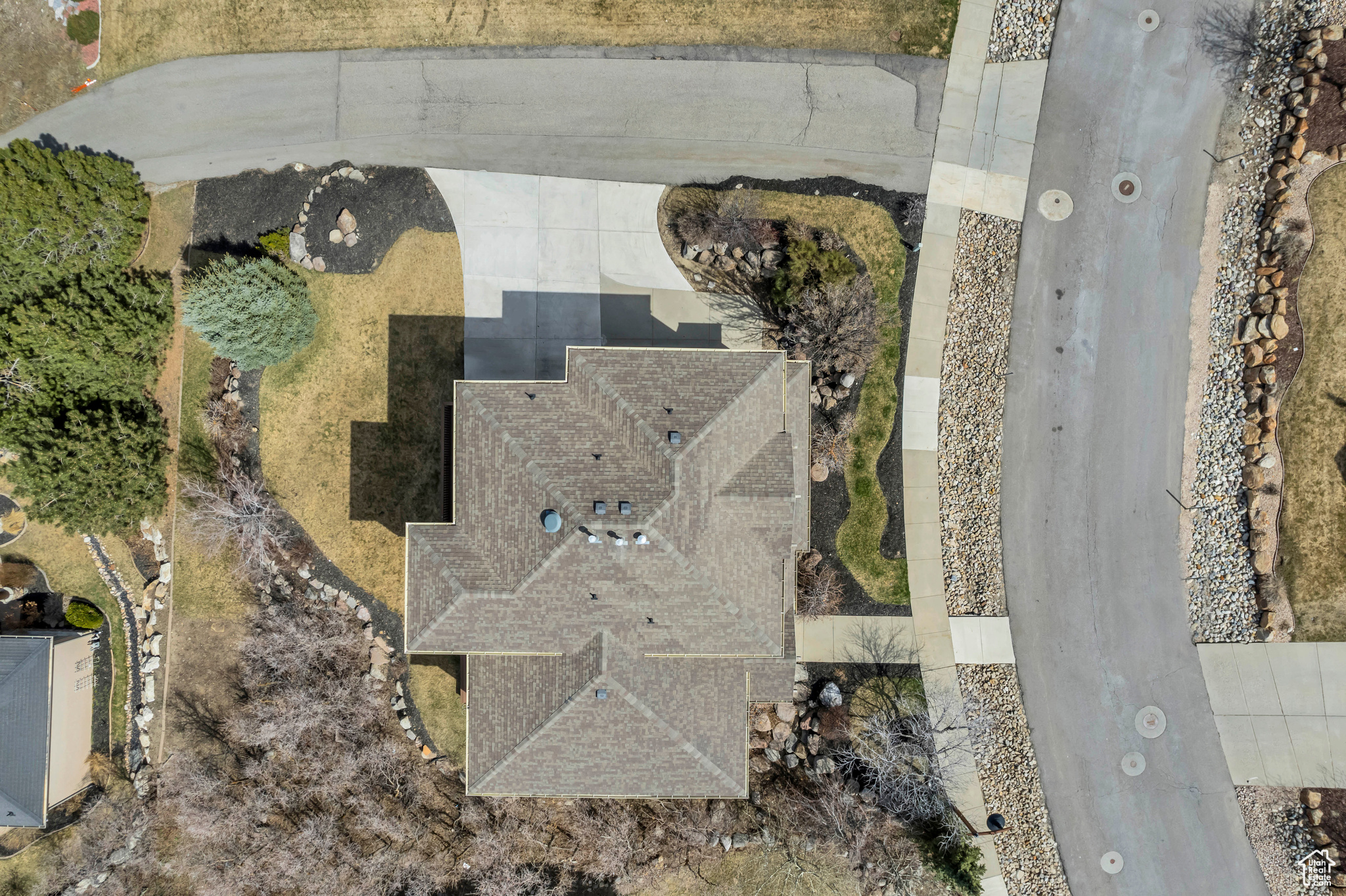THE POINT IN SUNCREST - Residential