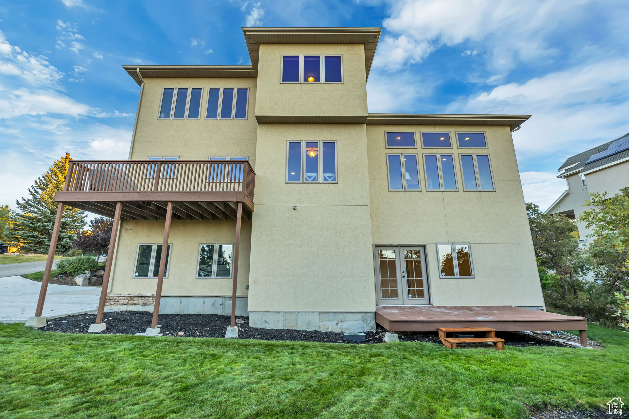 THE POINT IN SUNCREST - Residential