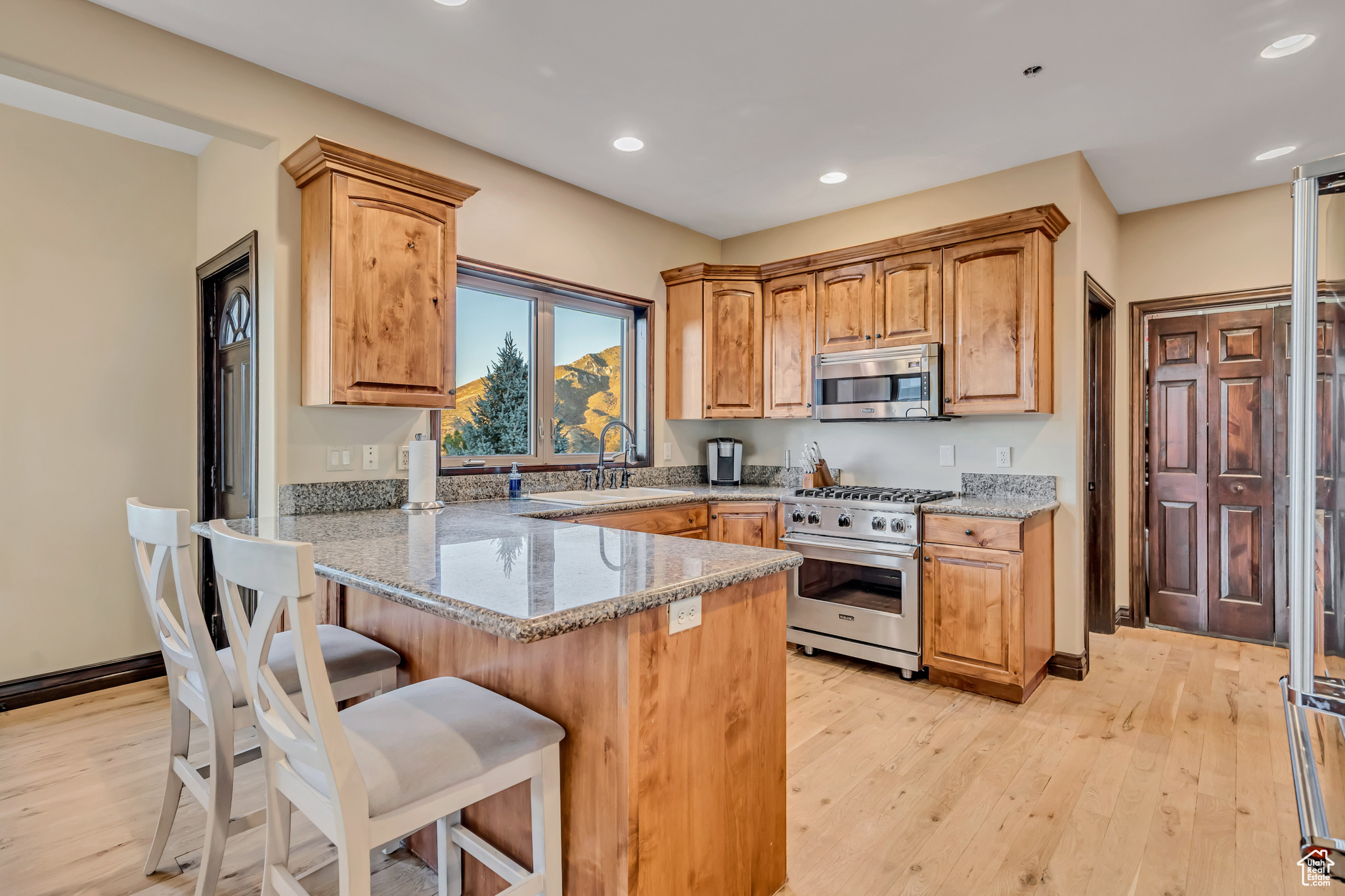 THE POINT IN SUNCREST - Residential