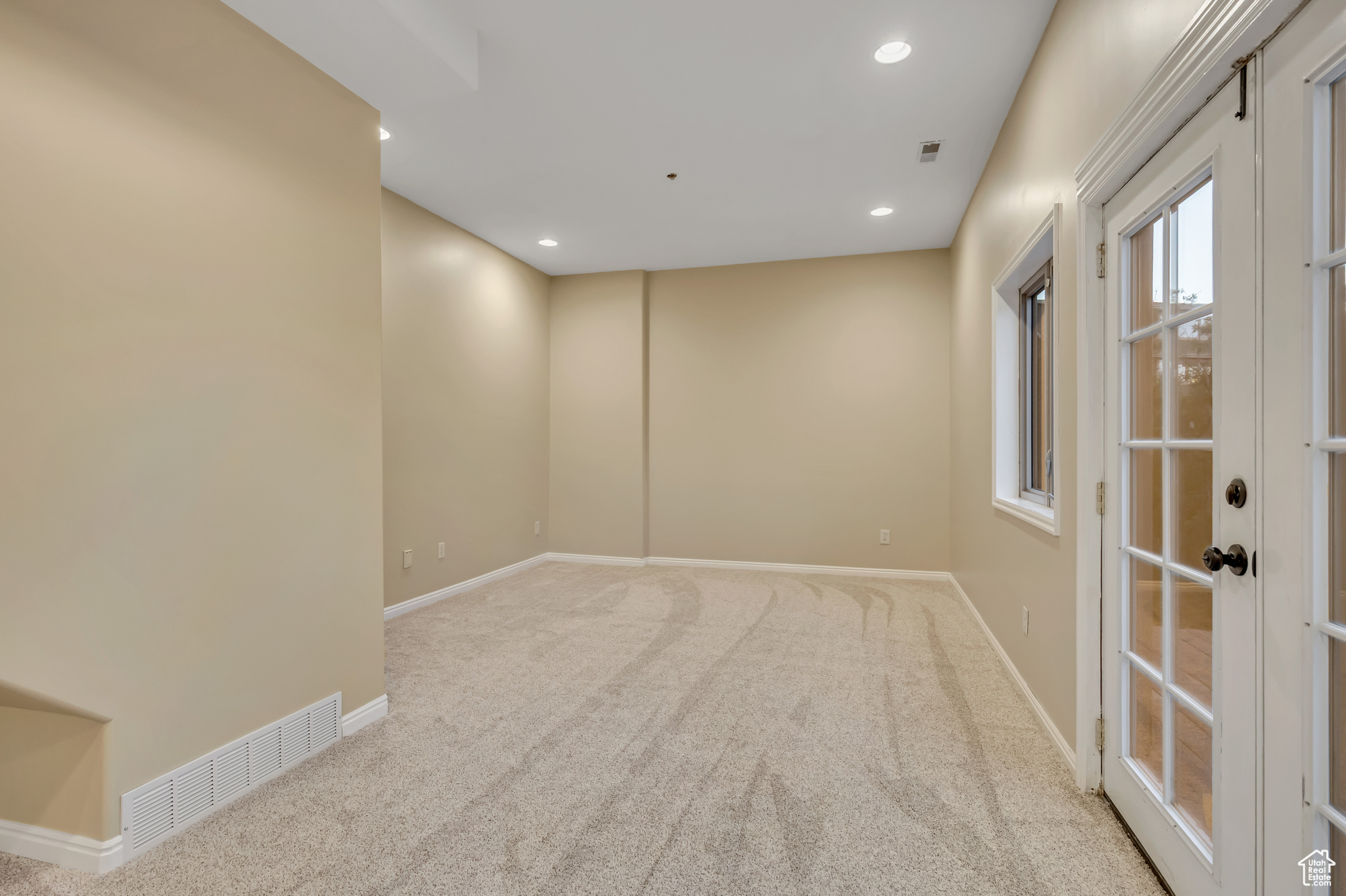 THE POINT IN SUNCREST - Residential