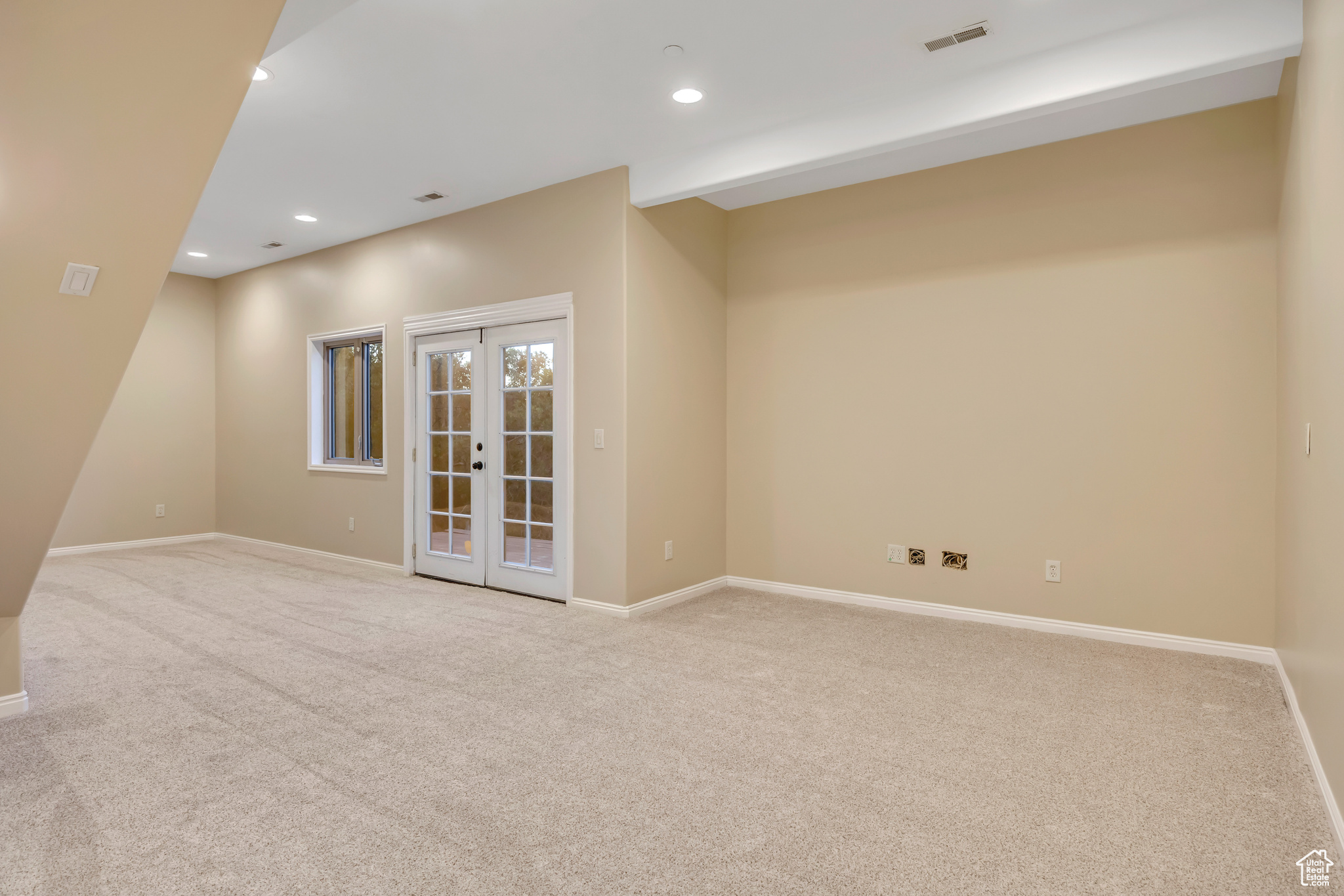 THE POINT IN SUNCREST - Residential