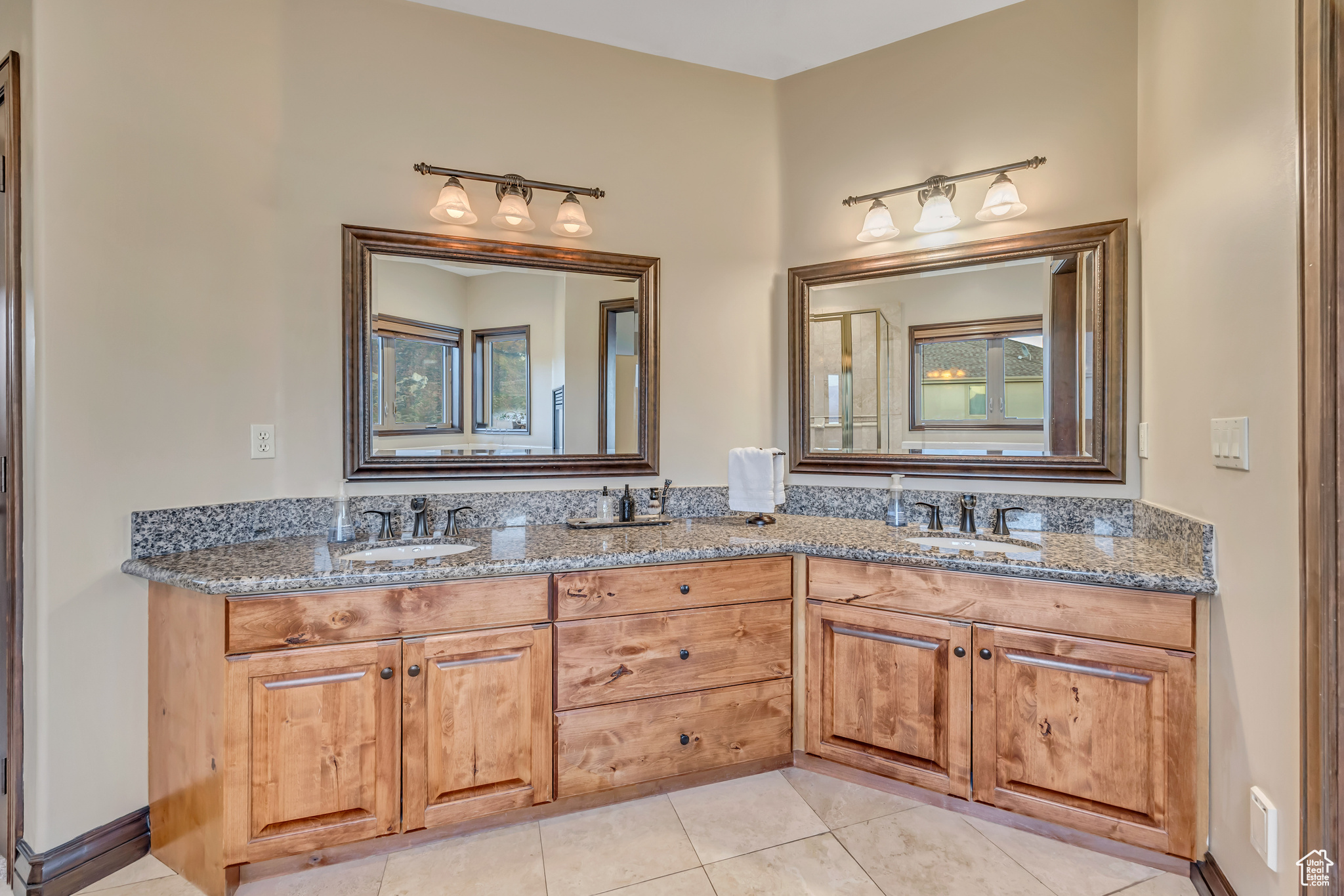 THE POINT IN SUNCREST - Residential