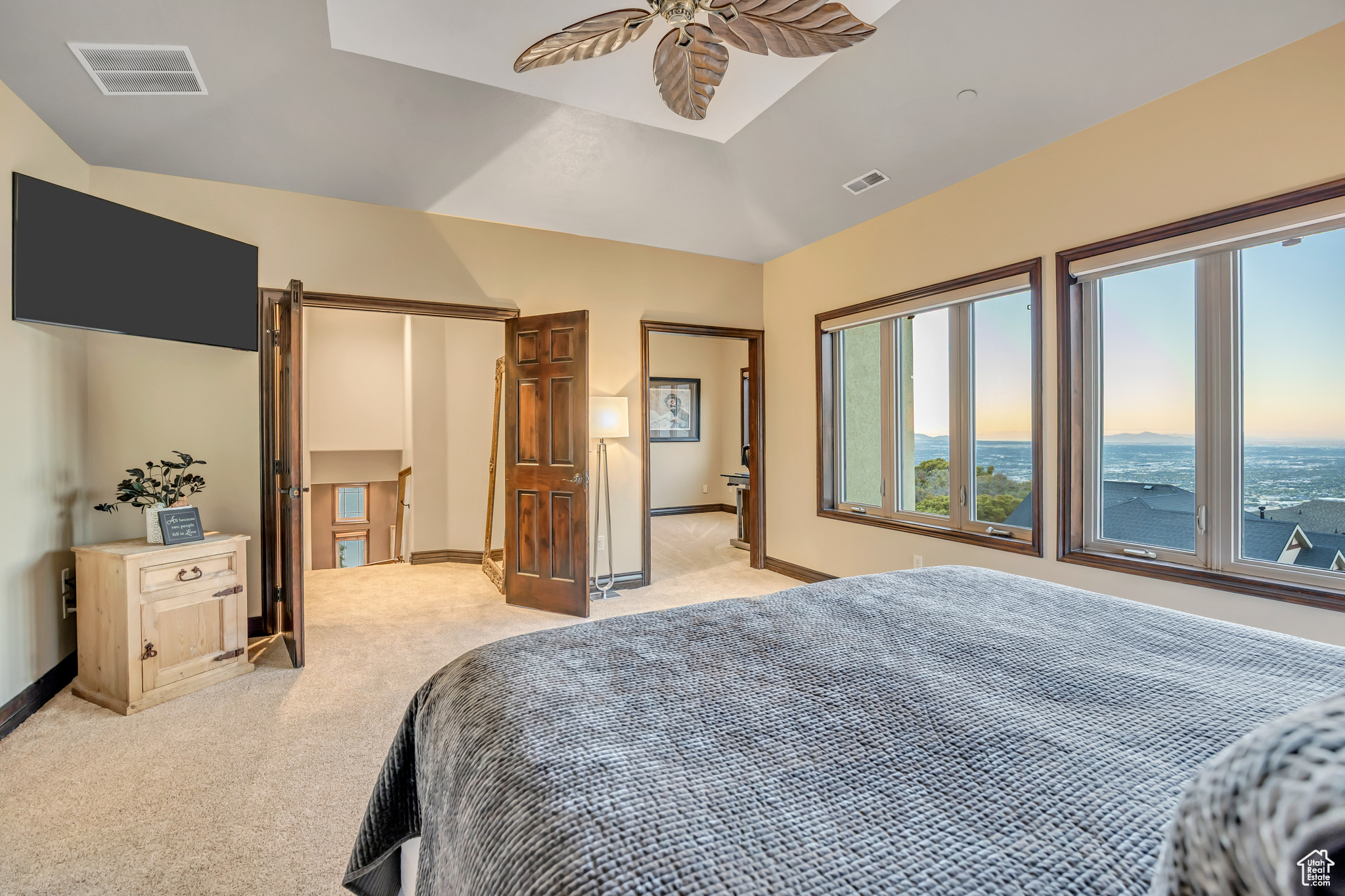 THE POINT IN SUNCREST - Residential
