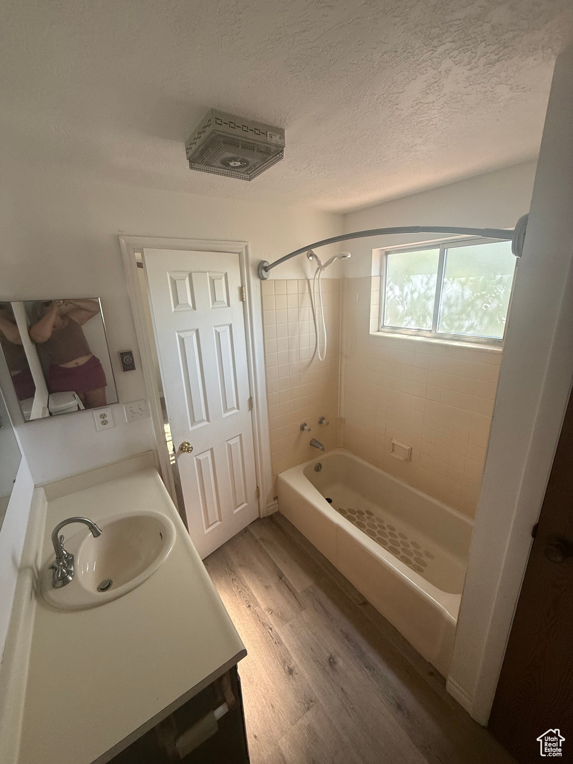 DIXIE SUNSHINE - Residential