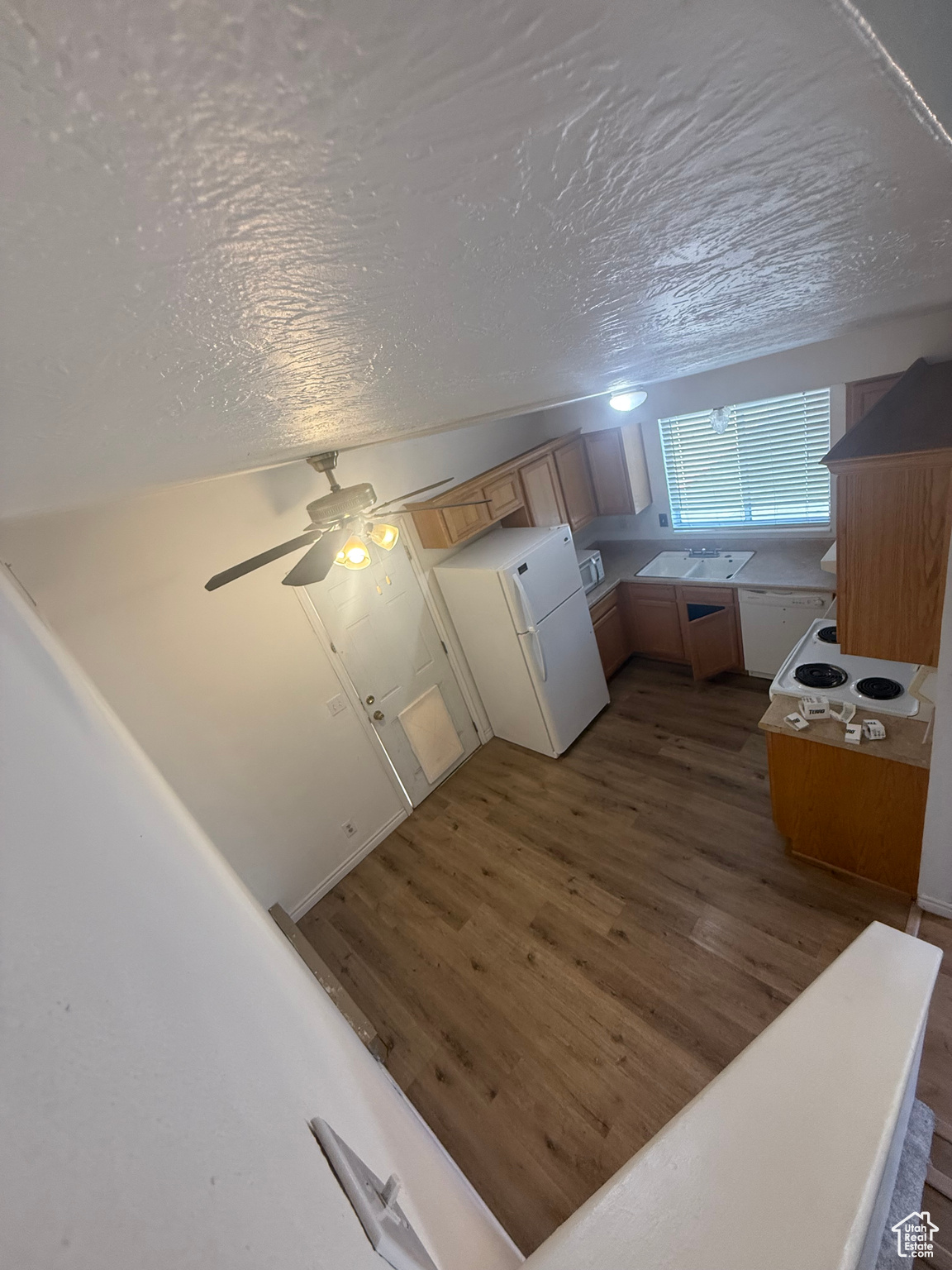 DIXIE SUNSHINE - Residential