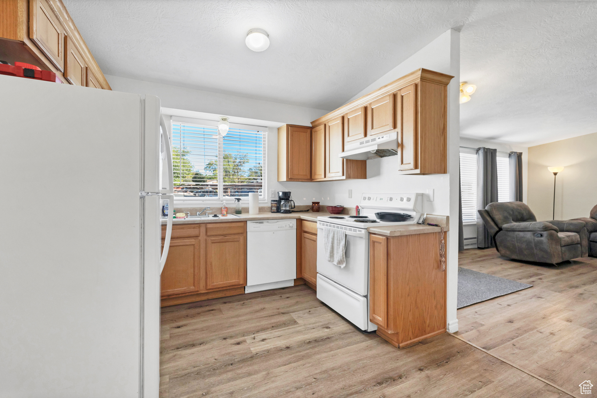 DIXIE SUNSHINE - Residential