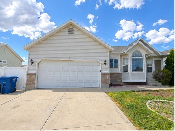 Photo of 6060 W CASTLE PARK LN, Salt Lake City, UT 84118 (MLS # 2181147)