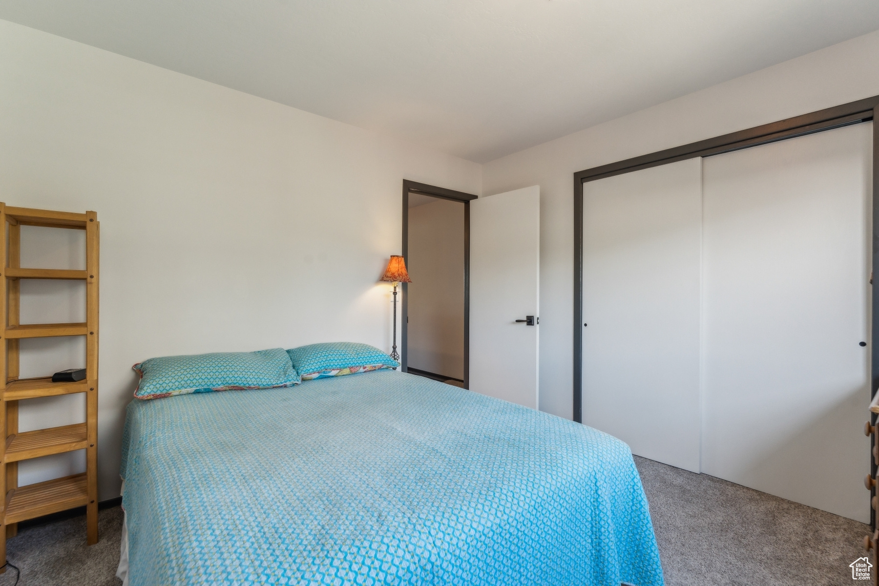 HIGHLAND ESTATES - Residential Lease
