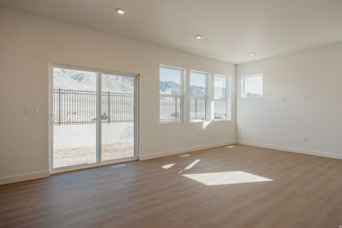 Tiny photo for 3596 N OAK BLVD #327, Eagle Mountain, UT 84005 (MLS # 2136987)