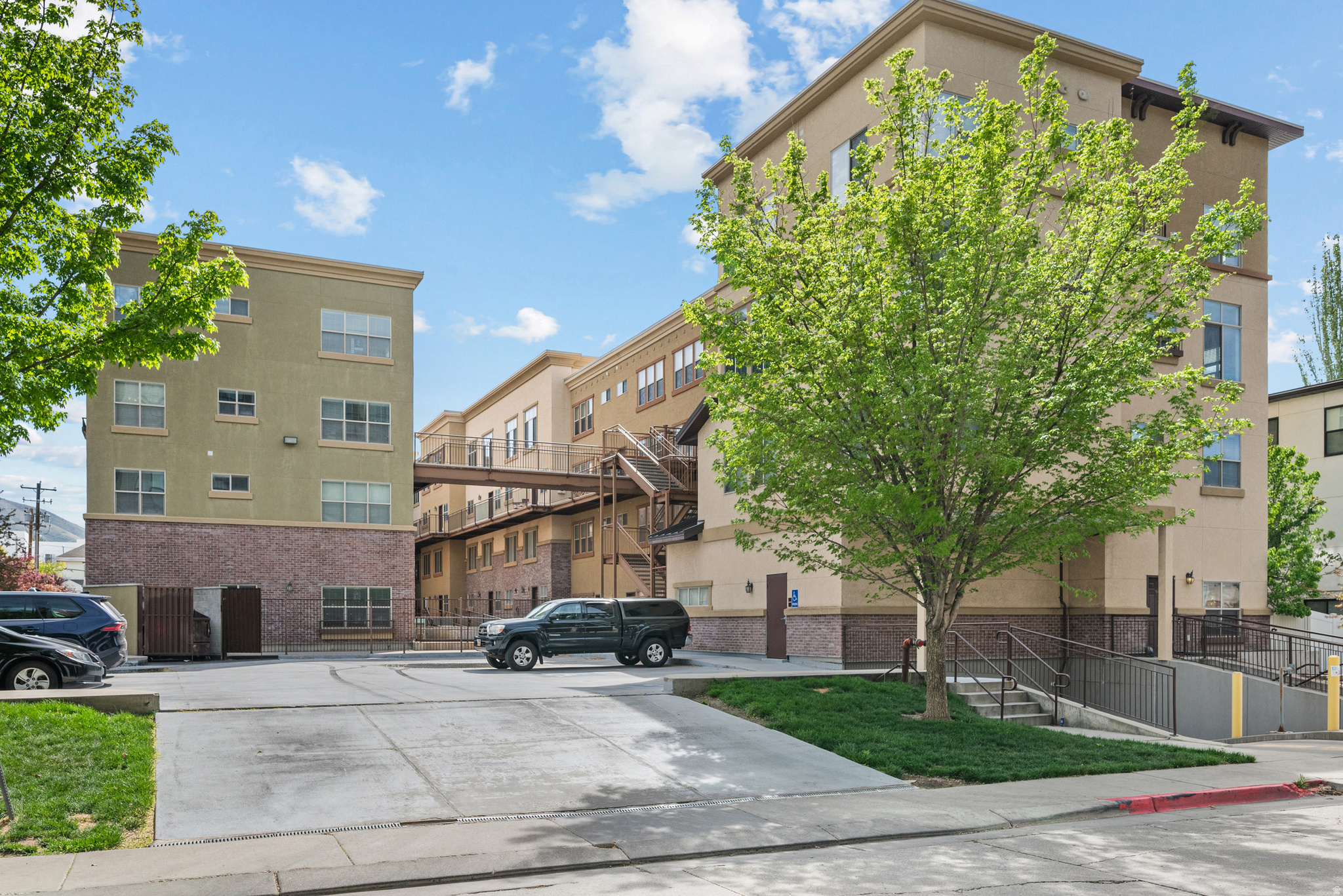 TROLLEY PLACE - Residential