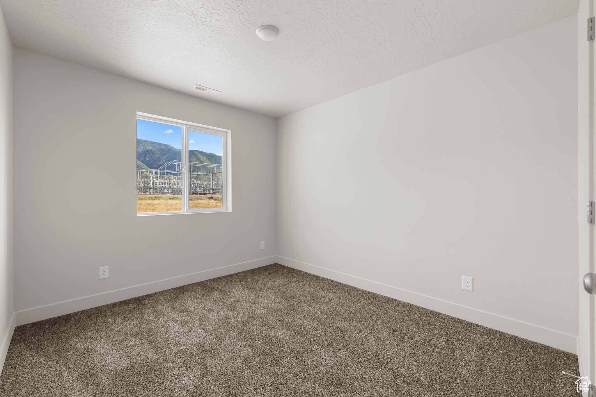 MAPLETON VILLAGE TOWNHOMES - Residential