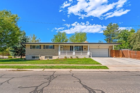 Photo of 4928 S 1645 E, Holladay, UT 84117 (MLS # 2174708)
