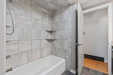 Tiny photo for 4928 S 1645 E, Holladay, UT 84117 (MLS # 2174708)