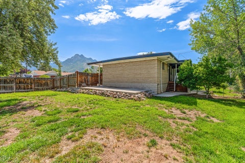 Tiny photo for 4928 S 1645 E, Holladay, UT 84117 (MLS # 2174708)