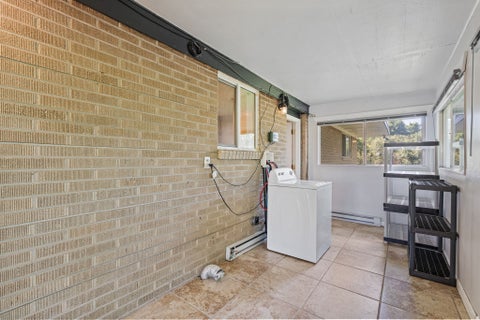 Tiny photo for 4928 S 1645 E, Holladay, UT 84117 (MLS # 2174708)