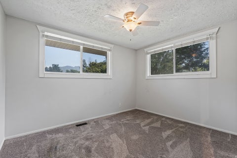 Tiny photo for 4928 S 1645 E, Holladay, UT 84117 (MLS # 2174708)
