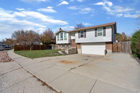 Tiny photo for 3838 W SWEETWATER CIR, West Valley City, UT 84120 (MLS # 2122059)