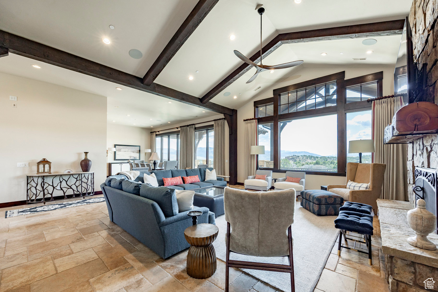 RED LEDGES - Residential