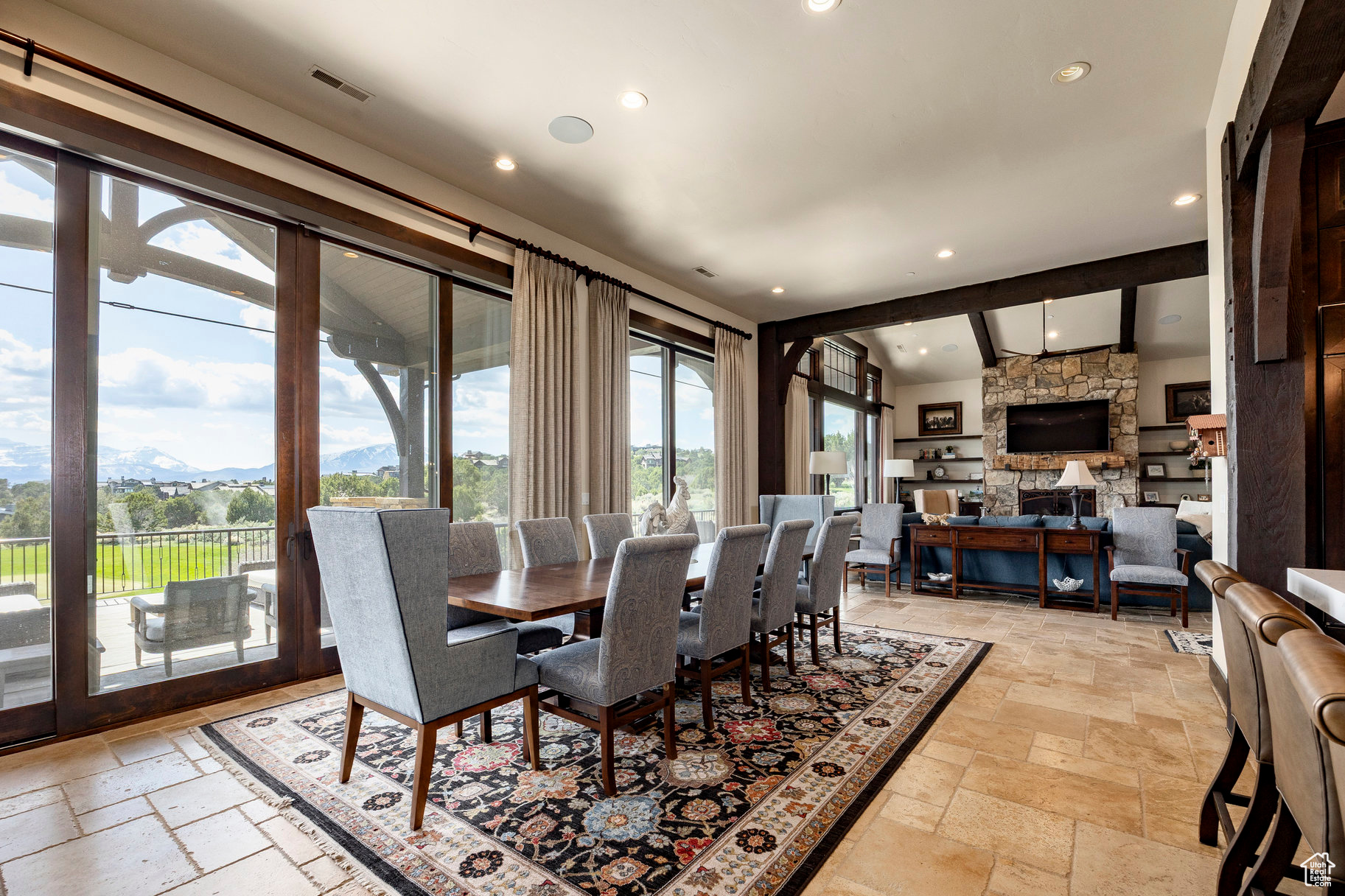 RED LEDGES - Residential