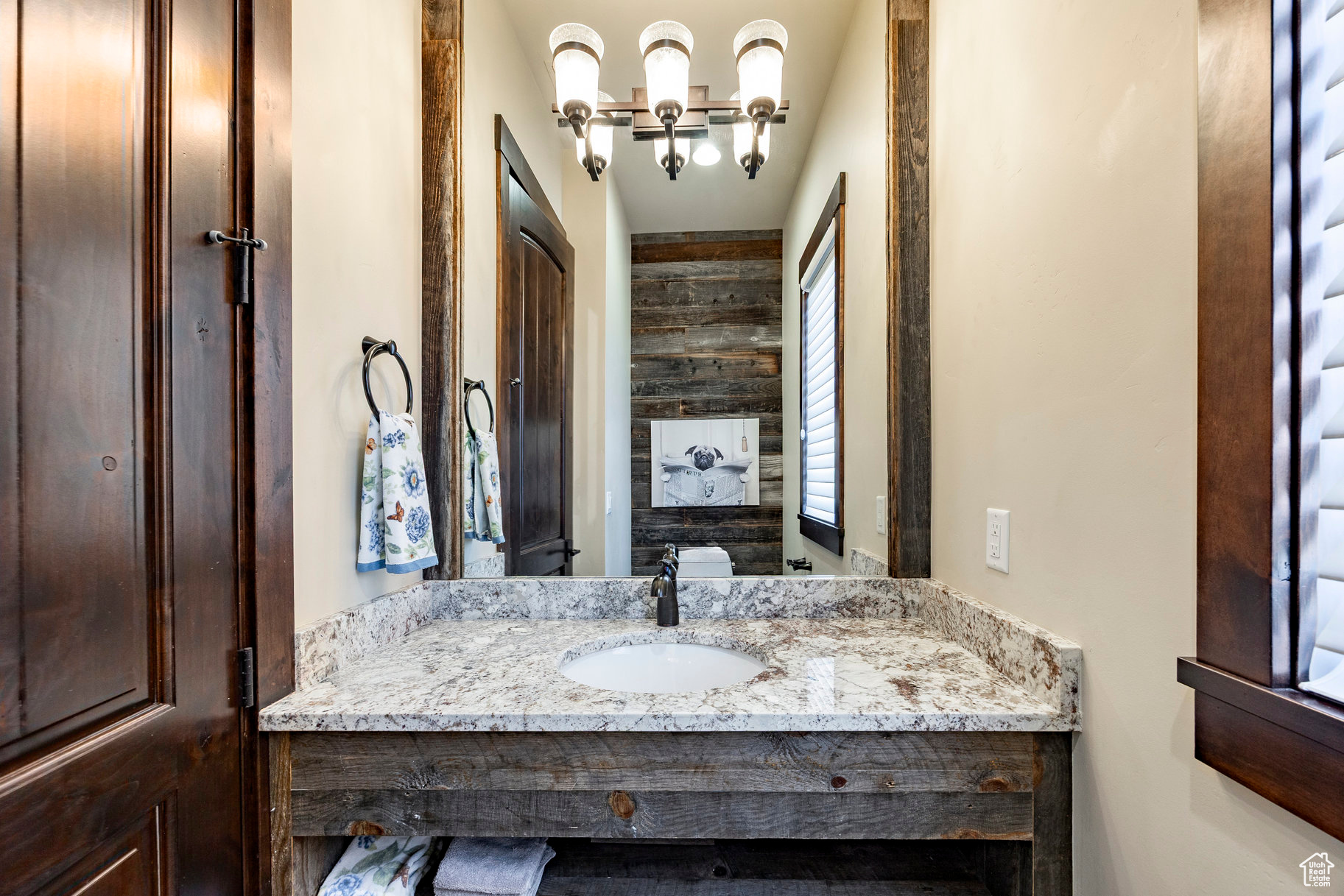 RED LEDGES - Residential