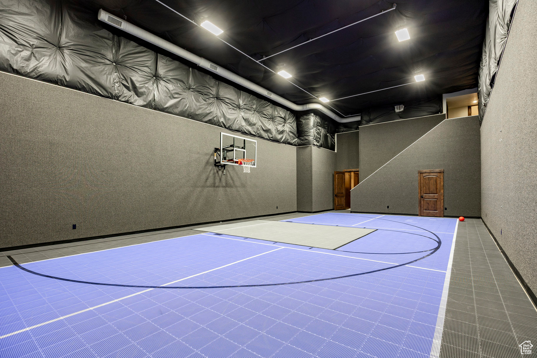 RED LEDGES - Residential