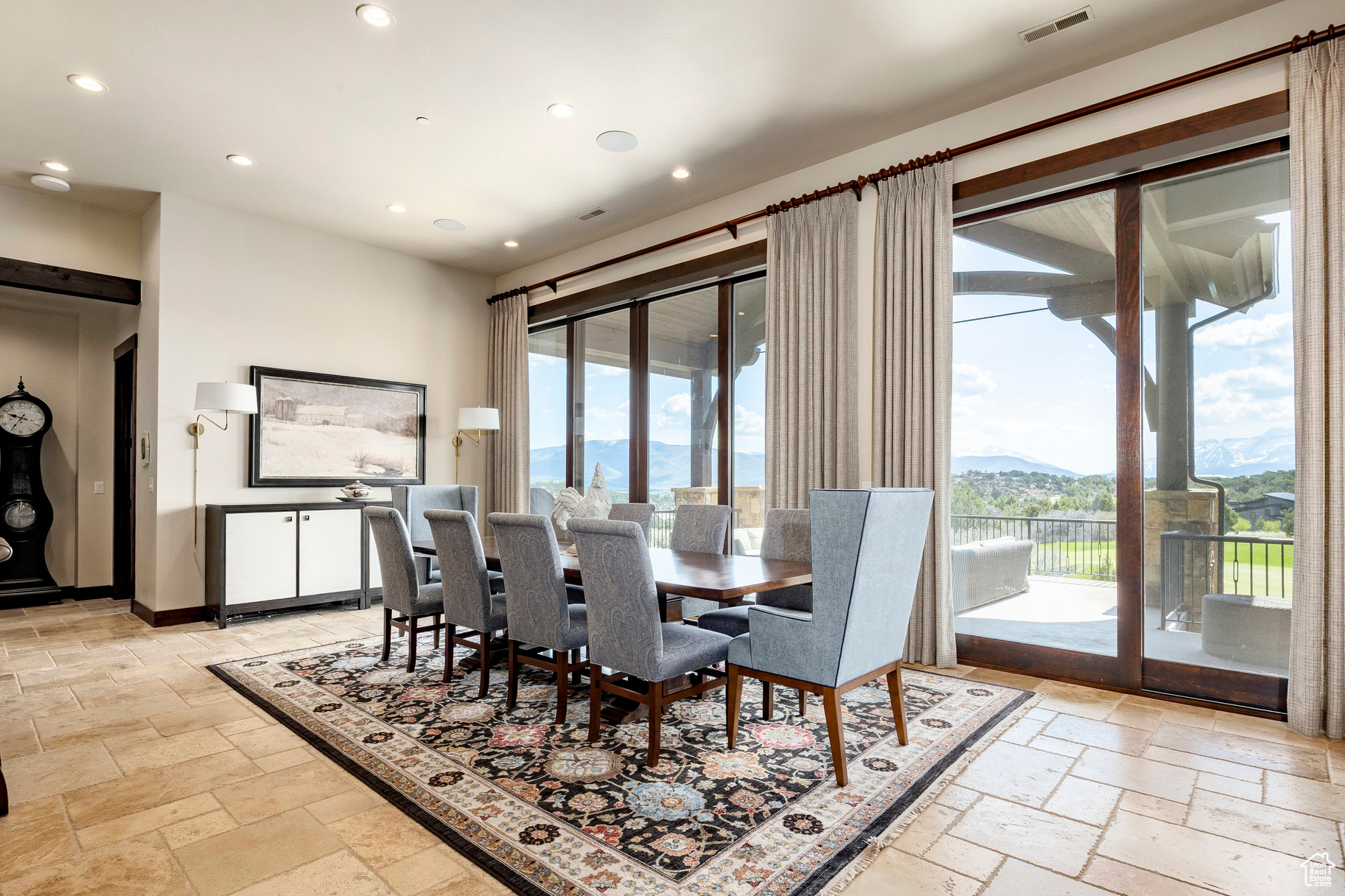 RED LEDGES - Residential