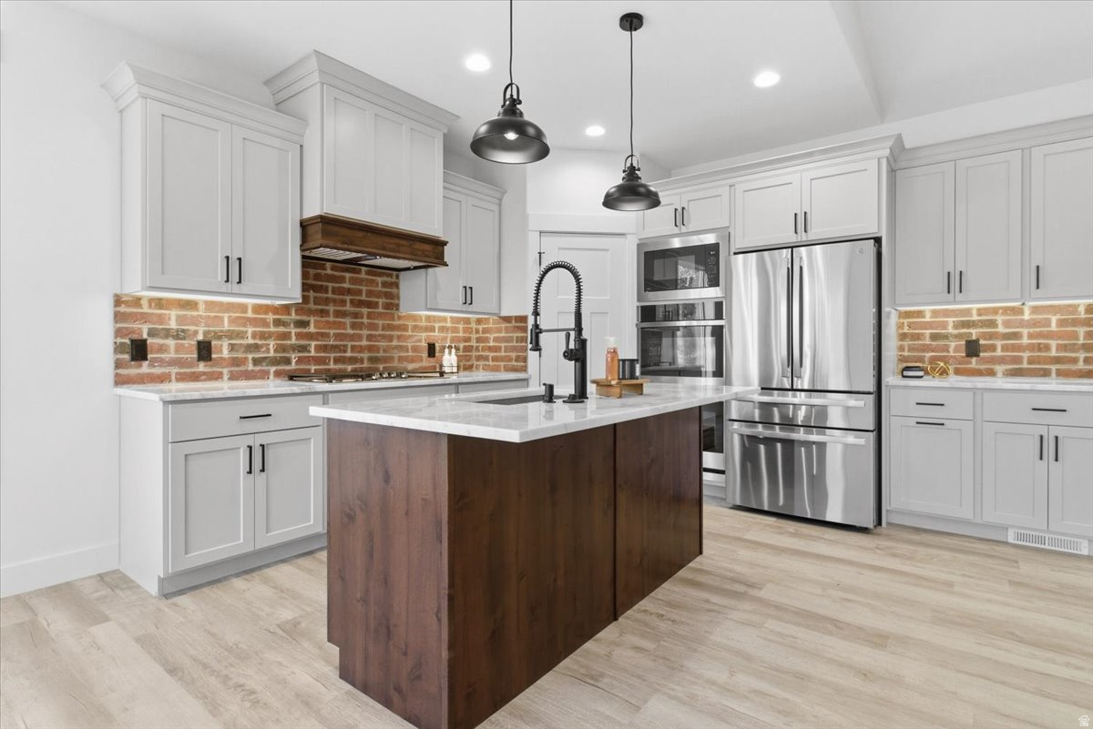 MANTI TEMPLE VIEW ESTATES - Residential