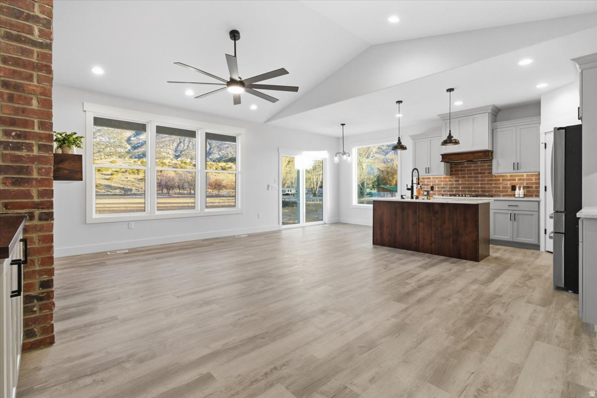 MANTI TEMPLE VIEW ESTATES - Residential