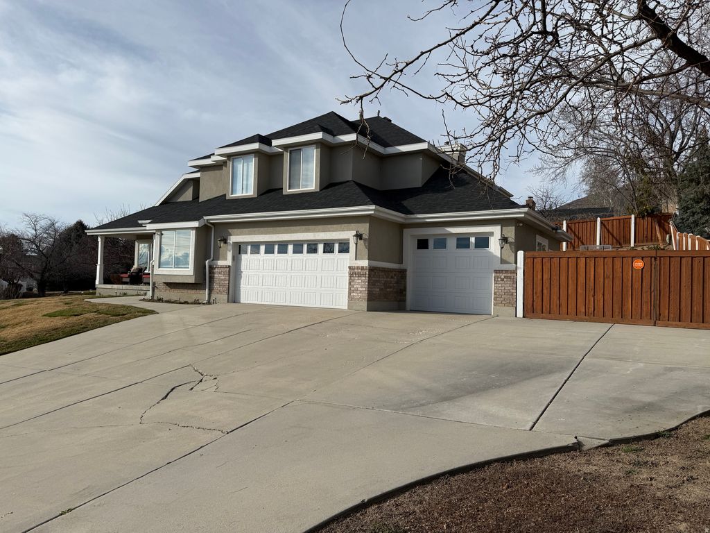 Photo of 695 E 1870 N, Orem, UT 84097 (MLS # 2140395)