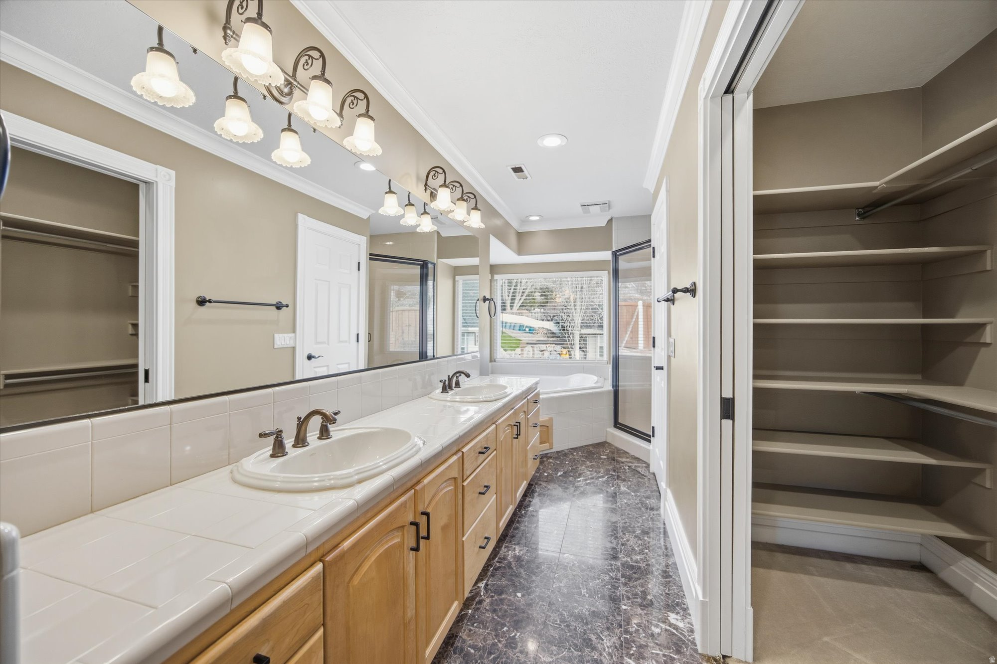 CHERAPPLE FARMS - Residential