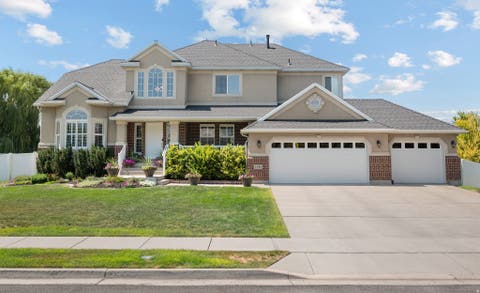Photo of 13386 S LONE ROCK DR, Draper, UT 84020 (MLS # 2176856)