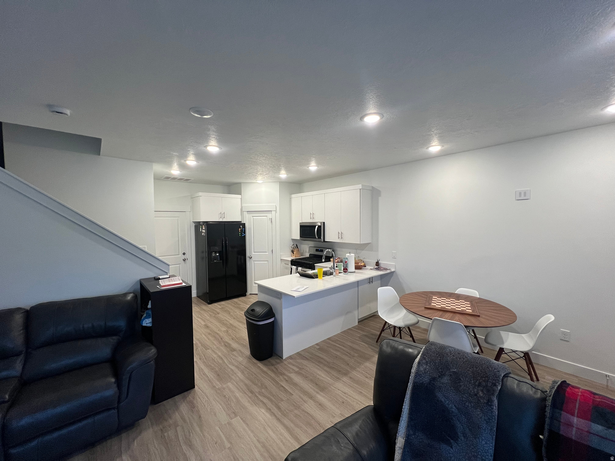 WOODMORE POINTE SUBDIVISION PHASE 4 - Residential