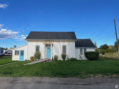 Tiny photo for 736 S 300 W, Lehi, UT 84043 (MLS # 2129346)